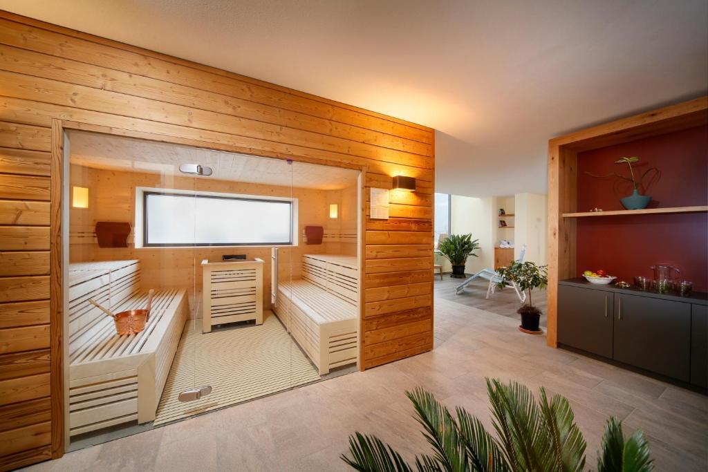 Appartement-Hotel Beatenhof Tirolo Esterno foto